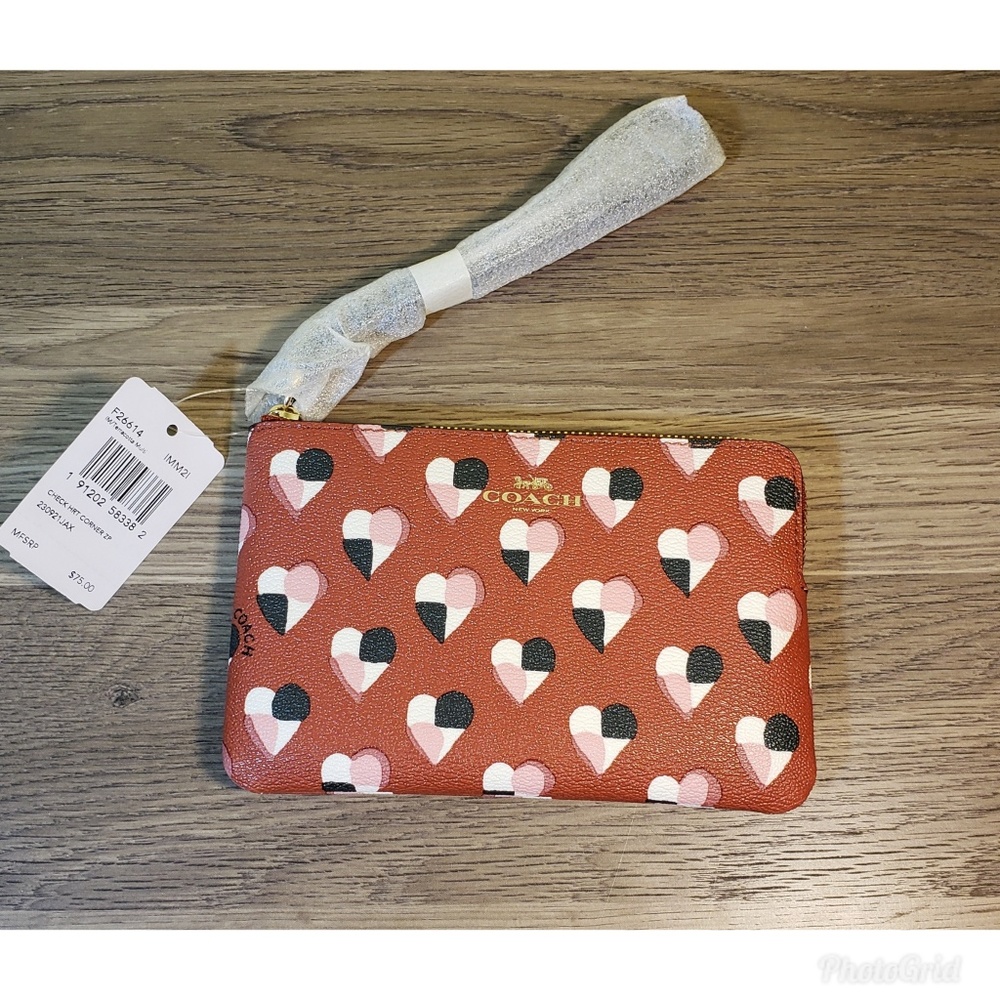 ⚡FLASH SALE⚡🆕️❤Authentic Coach  Wristlet❤